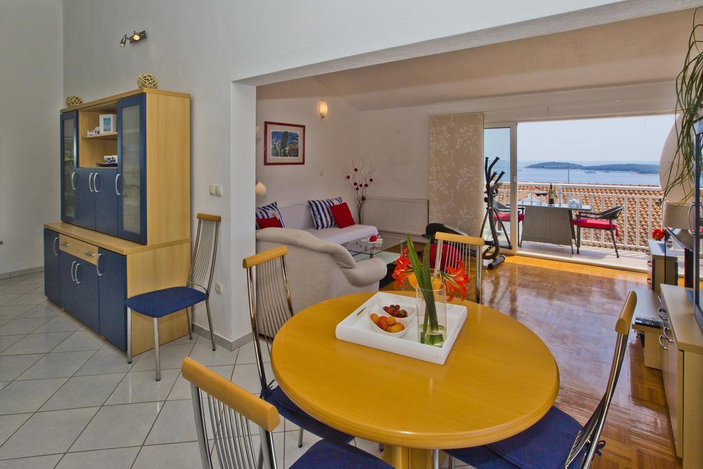 Apartments Roso - Zf Hvar Hvar Town Extérieur photo